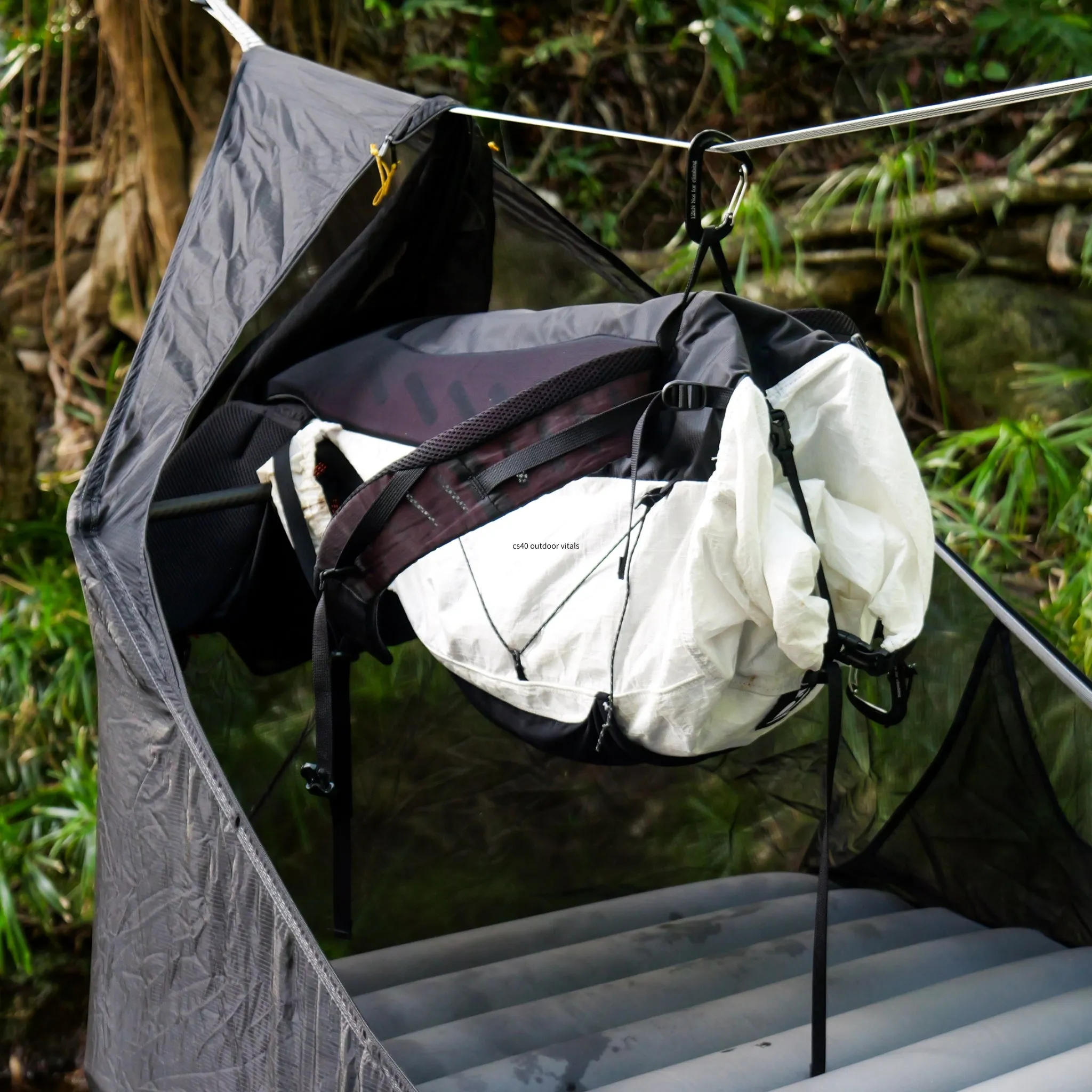 CS40 Ultra Backpack