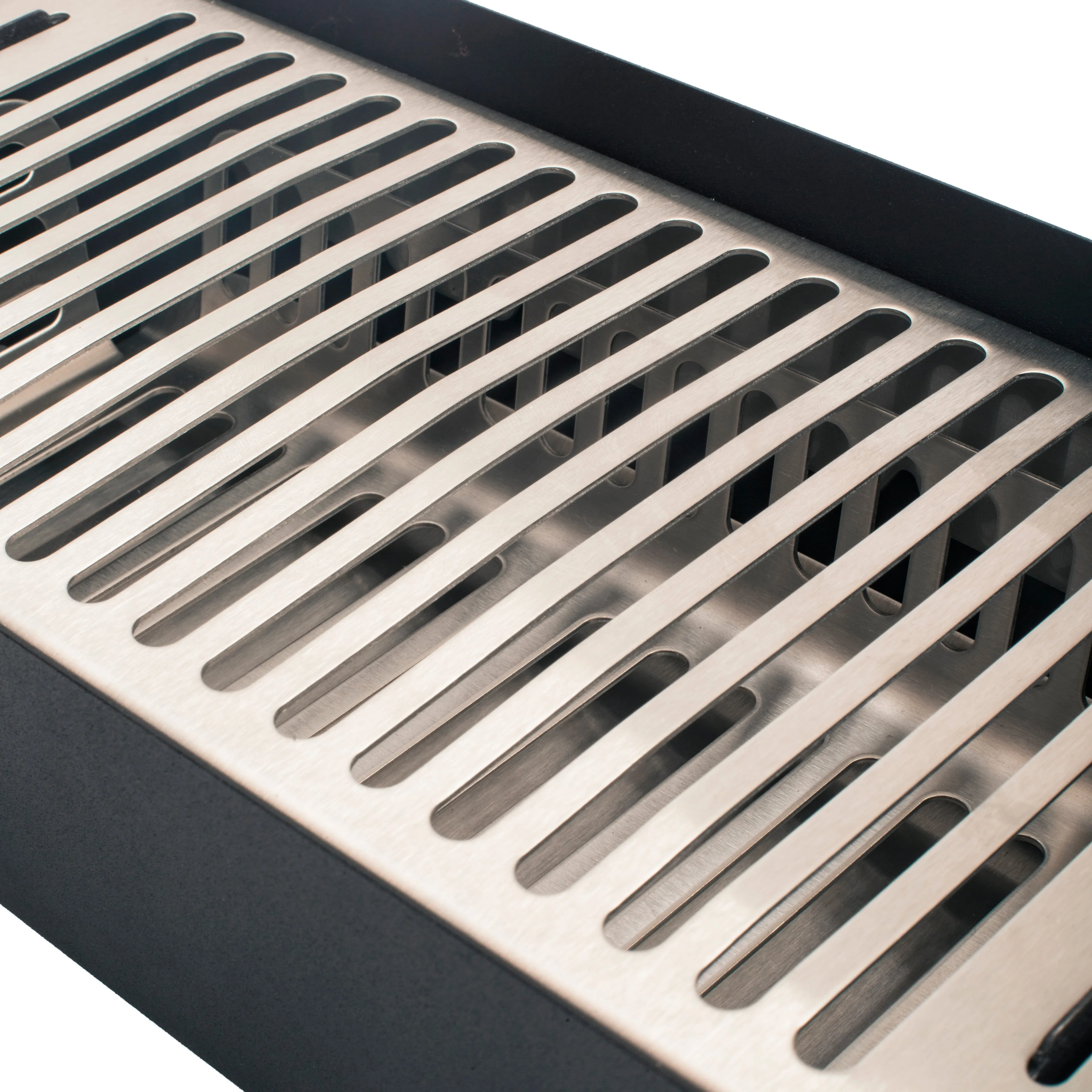 UNA Portable Table-top Charcoal Grill - Strawberry Red